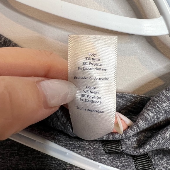 ❄️ IVIVVA by Lululemon Four Count Shrug Hooded Wrap - Picture 8 of 8